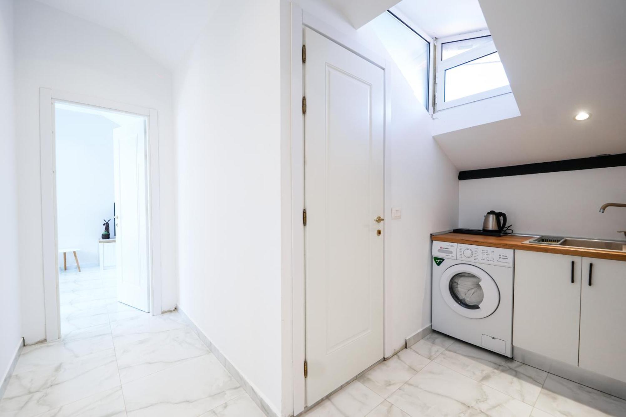 City Center Hideout - Studio Apartment Tirana Exterior foto